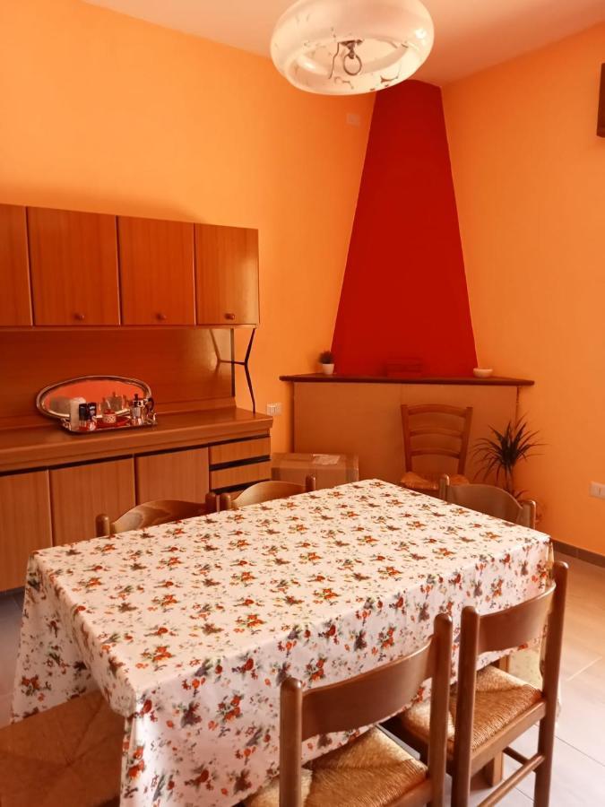 Lungomare Bed Rooms Санта-Мария-Наварезе Экстерьер фото